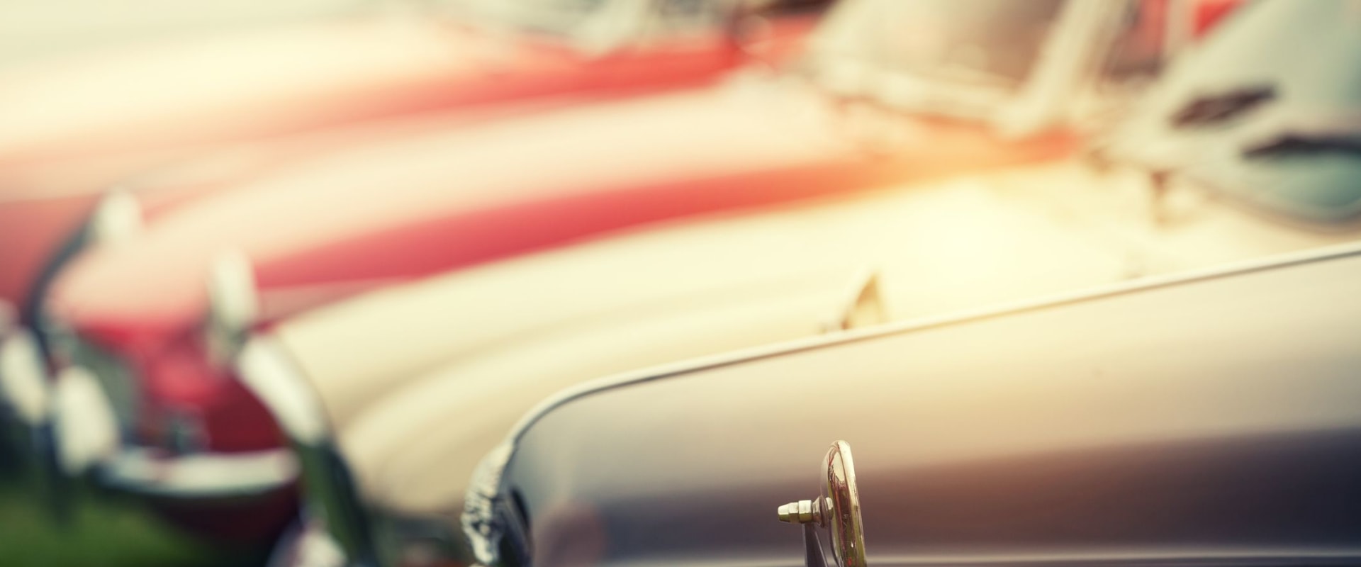 Connecting with Other Classic Car Enthusiasts on Social Media Networks